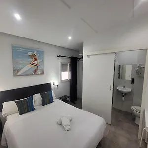 Ayz Frailes - Auto Check-in (adults Only) Gasthof