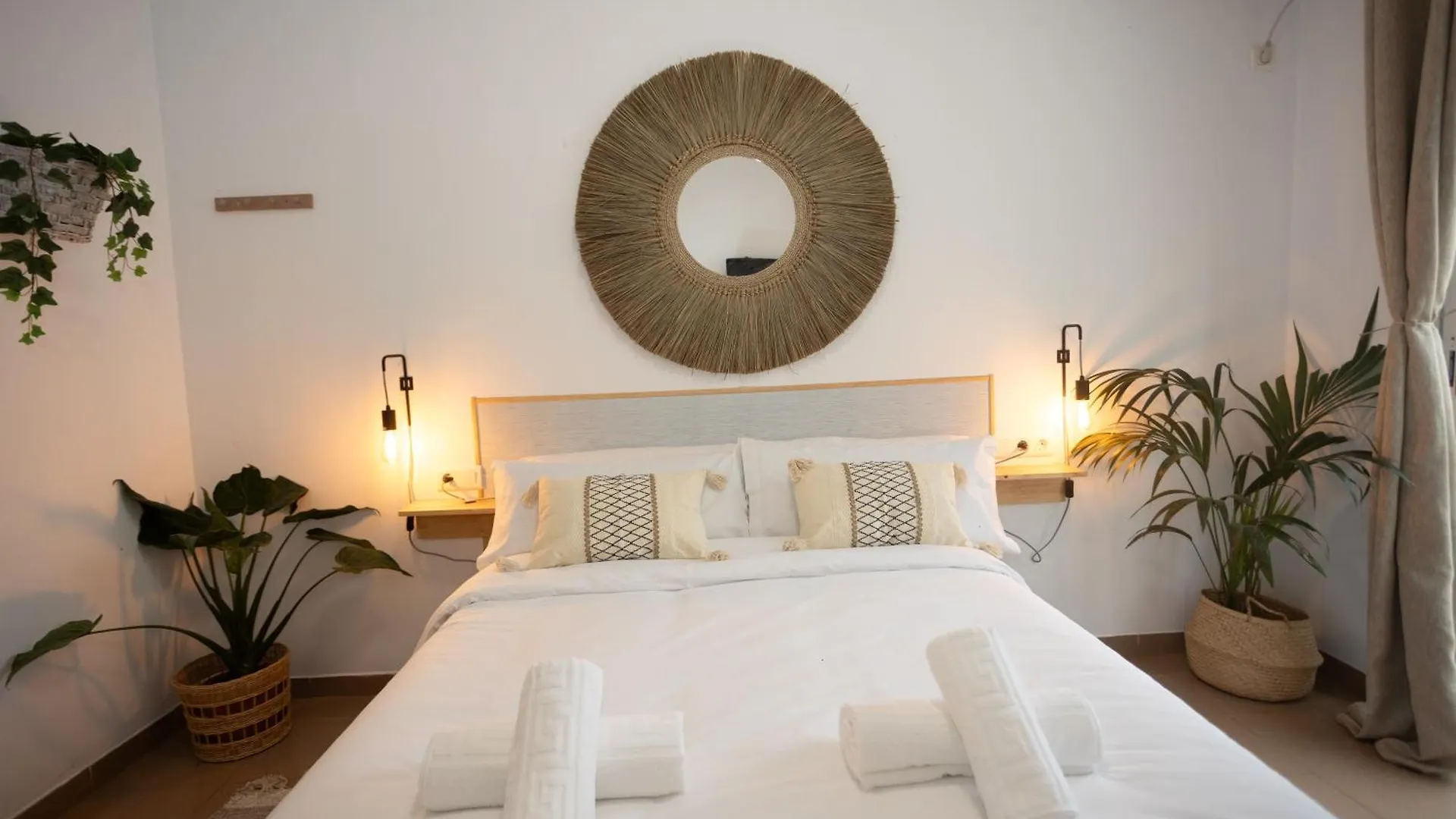 Naim Guest House נרחה