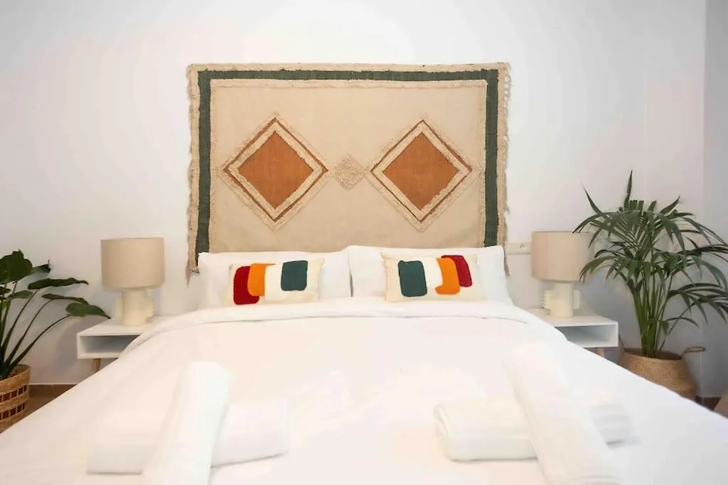 Naim Guest House נרחה
