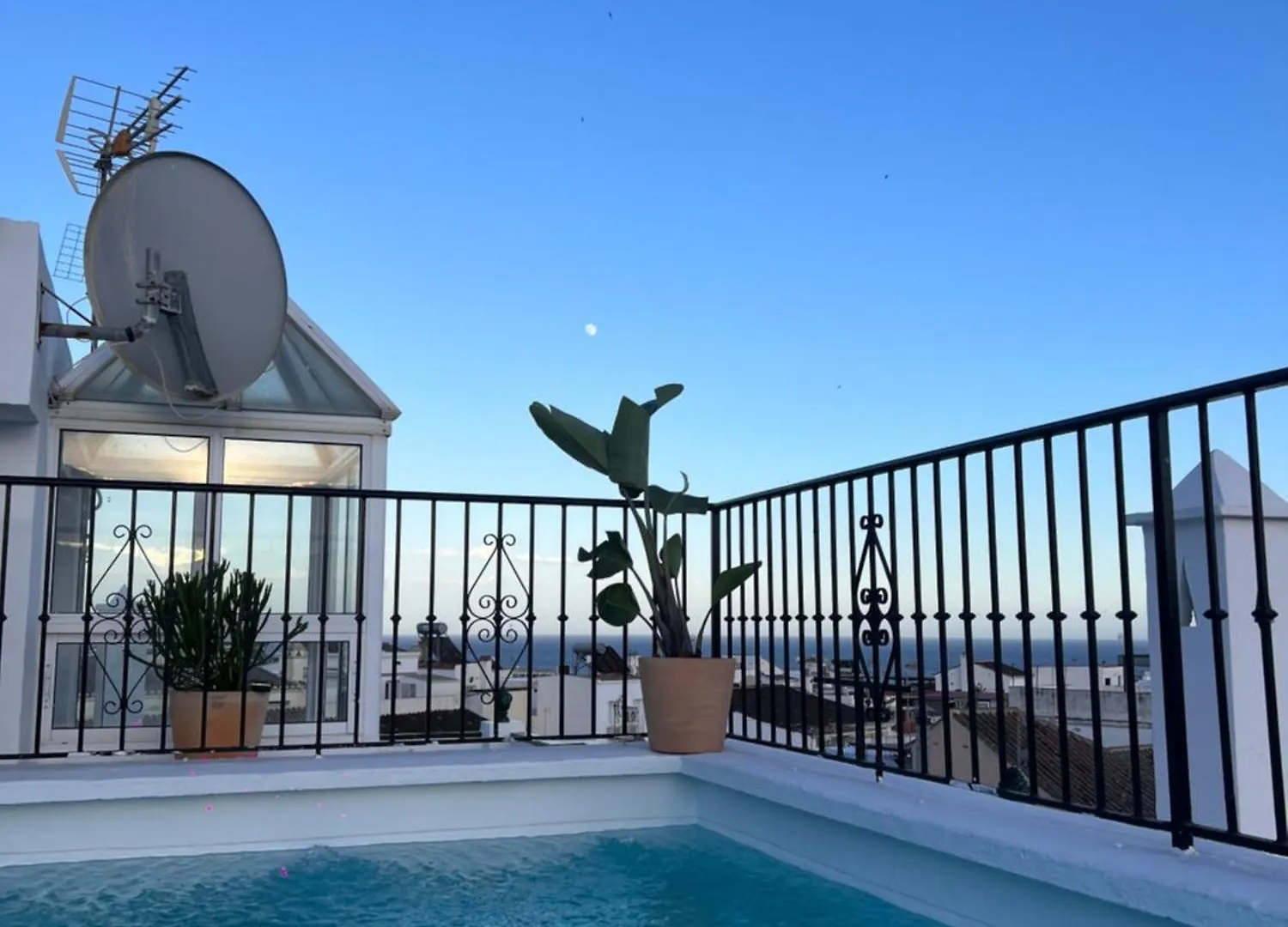 Naim Guest House נרחה 0*,  ספרד